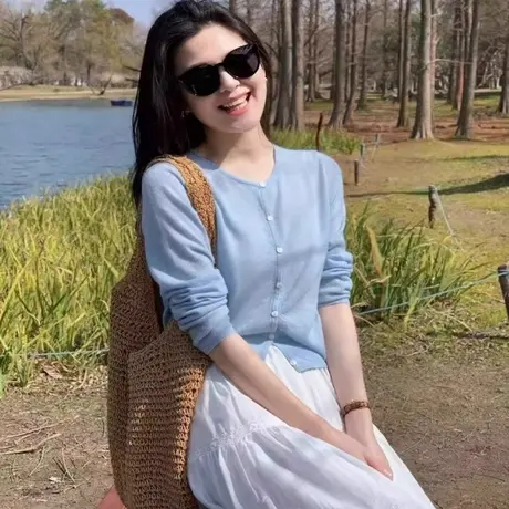 冰丝防晒针织开衫女2025新款夏季韩系高级感薄款外搭镂空罩衫上衣商品大图