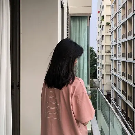 网红短袖女ins洋气超火2023韩版百搭学生大版宽松t恤显瘦上衣夏季商品大图