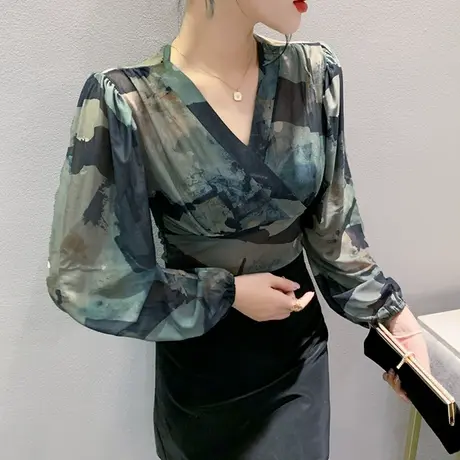 性感交叉V领雪纺衫女长袖秋季2023新款复古印花打底衫气质上衣潮商品大图
