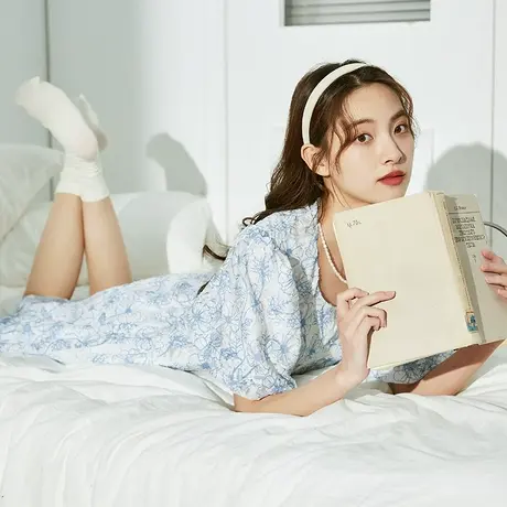 唐狮蓝色碎花连衣裙女法式茶歇甜美碎花裙仙女裙小个子裙子女夏季图片