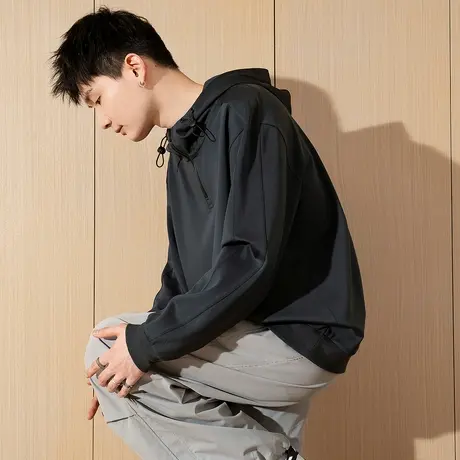 唐狮春新款男士卫衣连帽抽绳拉链宽松套头外套港风休闲上衣TD图片