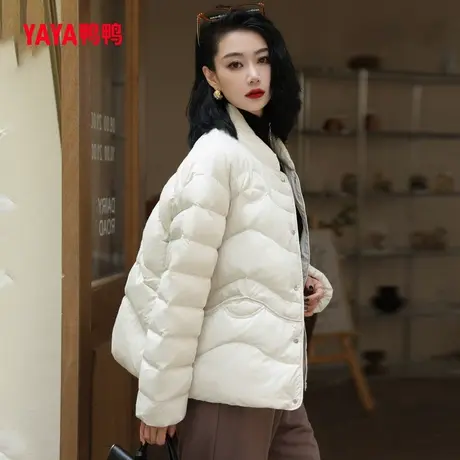 鸭鸭短款羽绒服女2023冬季新品小立领轻暖百搭宽松外套J图片
