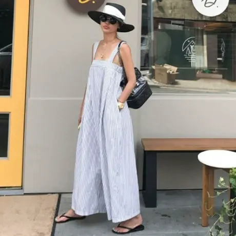 夏装新款条纹棉麻连体裤女吊带宽松大码时尚阔腿连体衣亚麻九分裤图片