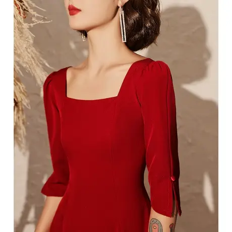 酒红色新娘敬酒服2023新款夏季结婚大气显瘦小礼服女连衣裙中长款图片