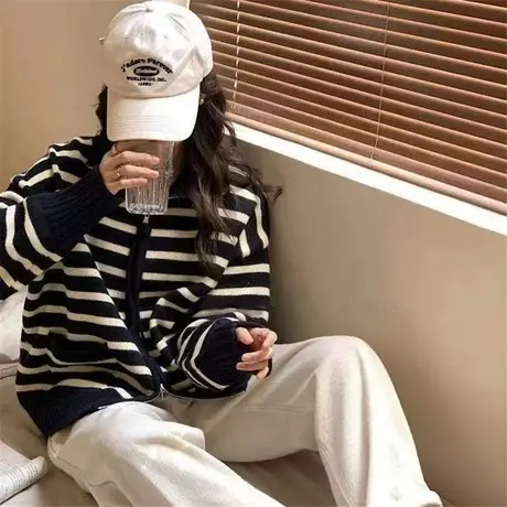 早秋条纹针织开衫女装2023新款爆款宽松毛衣外套女春秋款减龄上衣图片