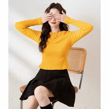 唐狮打底衫新款春季圆领门襟坑条内搭打底衫女黑色小众短款上衣图片