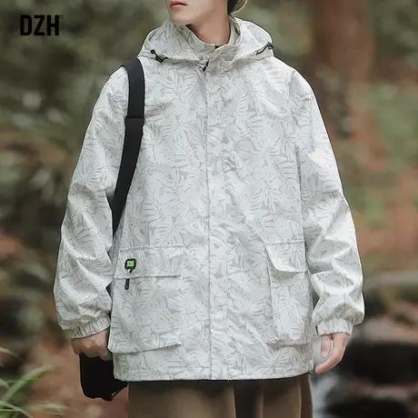男士满印冲锋衣男款春秋潮牌可拆卸连帽山系外套宽松男装2024新款商品大图