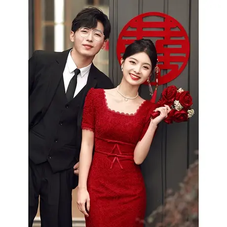 蕾丝敬酒服2023新款新娘女夏季小个子红色订婚礼服法式方领高级感商品大图