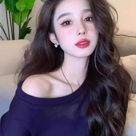 韩系气质藏青色斜肩长袖t恤女2025早秋新款修身露肩上衣设计感商品大图