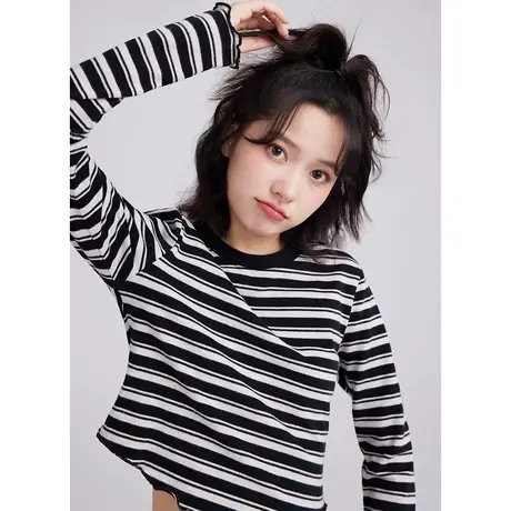 尔给春季美式chic修身上衣bm甜辣设计感显瘦长袖条纹短t恤正肩图片