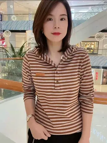 2023新品长袖连帽T恤帽衫短款休闲百搭显瘦条纹体恤上衣打底 女潮图片