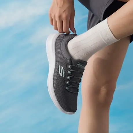 斯凯奇（Skechers）官方女鞋秋季运动鞋减震回弹跑步鞋慢跑鞋健身商品大图