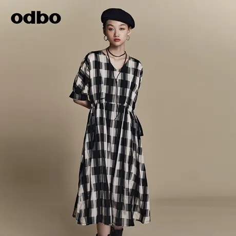 odbo v领短袖格纹连衣裙 夏季新款 抽绳收腰 高端精致中长裙子图片