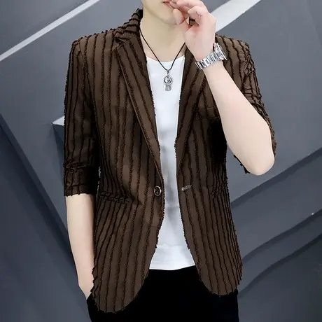 夏季流行时髦薄款中袖西服外套男士设计条纹毛边时尚七分袖小西装图片