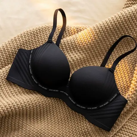 黑色简约小胸聚拢无痕隐形结婚文胸套装平胸显大不空杯中厚内衣罩图片