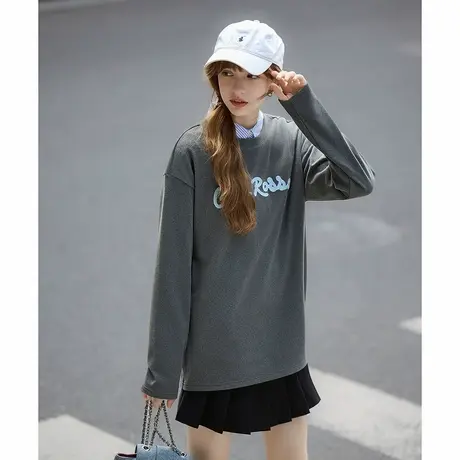 yoe秋新款长袖T恤女链条绣打底上衣圆领显瘦美式套头t恤漂亮tuTA图片