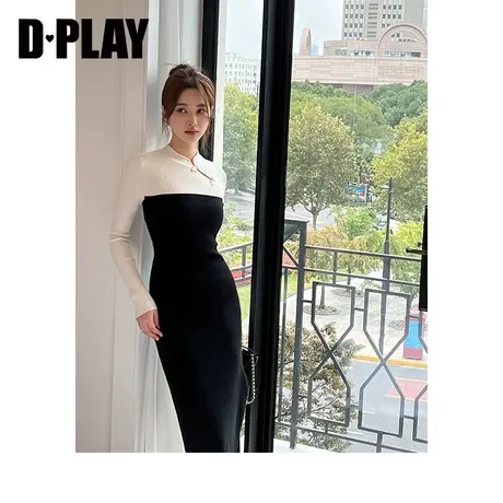 DPLAY2023冬新中式改良旗袍黑拼白盘扣国风修身针织连衣裙小黑裙图片