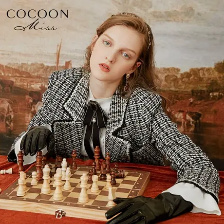 miss COCOON2019秋冬新款女装复古气质西装领千鸟格纹大衣外套女商品大图