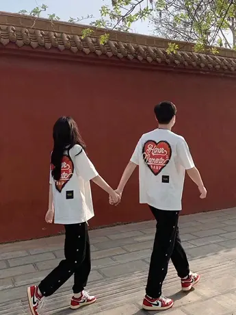 胖mm炸街情侣潮牌短袖t恤女夏季ins潮宽松欧美高街hiphop半袖上衣图片