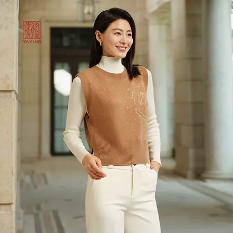 EP雅莹高端系列 羊绒羊毛混纺v领重工针织背心 2023秋冬新款9002A图片