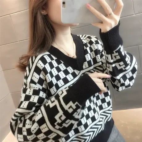春装黑白格外搭新款2023年春装新款韩版宽松毛衣女外穿百搭上衣潮商品大图