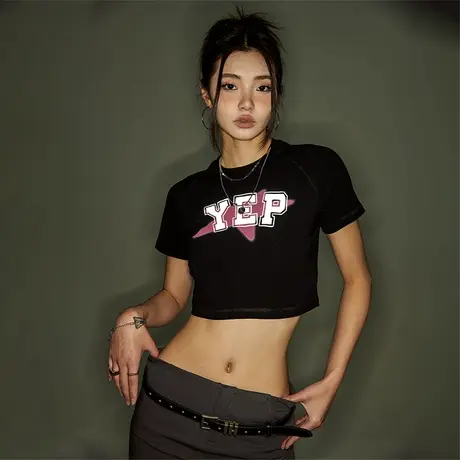 美式字母正肩短袖t恤女夏季2023新款露脐装半袖辣妹紧身短款上衣商品大图