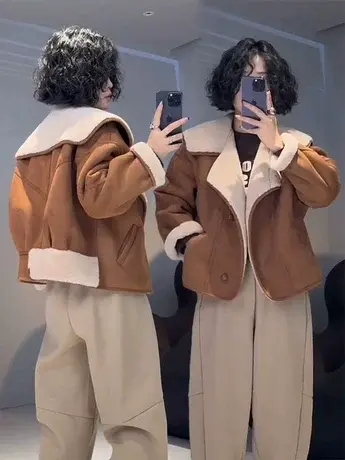 大翻领短款外套女2023冬季新款高级感皮毛一体百搭小个子冬季上衣商品大图