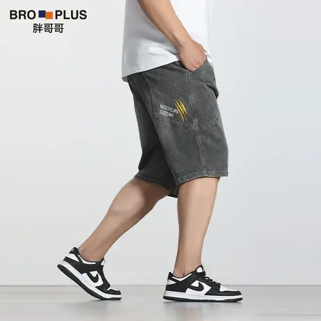 胖哥哥大码牛仔五分短裤男宽松加肥加大五分裤男潮流胖子休闲短裤图片