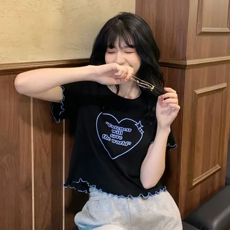 网红短款黑色T恤女2025新款夏季韩版宽松辣妹穿搭减龄短袖上衣ins商品大图