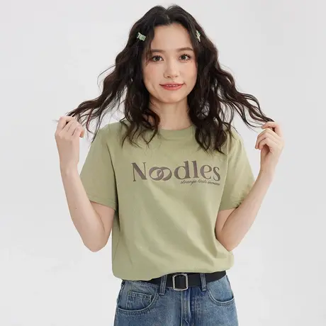 尔给白色正肩短袖t恤女夏2023新款纯棉印花宽松港味复古chic上衣商品大图