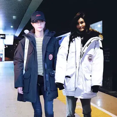 何穗同款户外军工装羽绒服男女情侣中长款鹅韩版大码宽松休闲外套图片