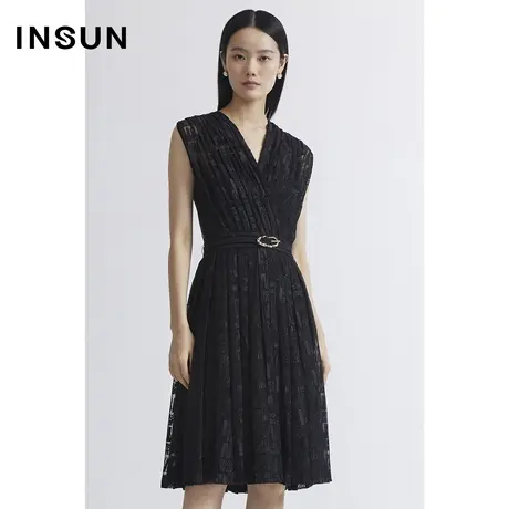 INSUN恩裳夏季印花艺术网纱A字小黑裙图片