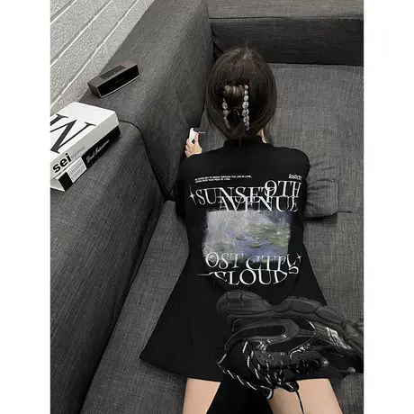 高街潮牌休闲字母款印花2024年男女同款短袖T恤衫百搭中长款上衣商品大图