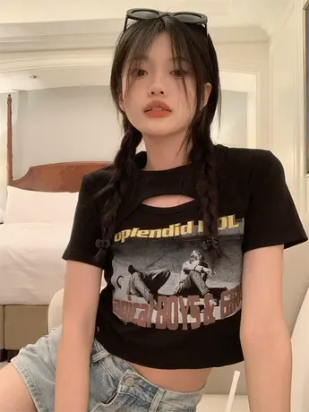 大码胖MM美式辣妹镂空短袖T恤女夏季小众设计感印花修身显瘦上衣商品大图