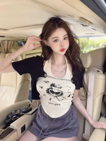 纯欲风吊带背心外搭短袖罩衫女独特别致设计甜辣妹修身短款上衣夏商品大图