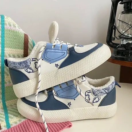 Betoo 小白鞋女加绒2022年冬季新款小众设计保暖棉鞋百搭休闲板鞋商品大图