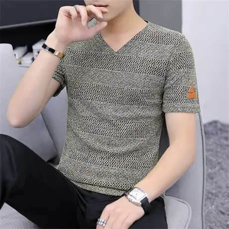 短袖T恤男新款学生个性潮流小衫大码男装V领镂空韩版修身针织衫潮商品大图