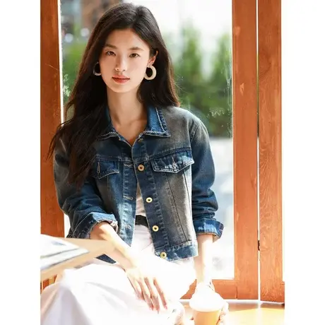 时尚气质复古牛仔短外套2023年秋季新款女士简约宽松显瘦通勤上衣商品大图