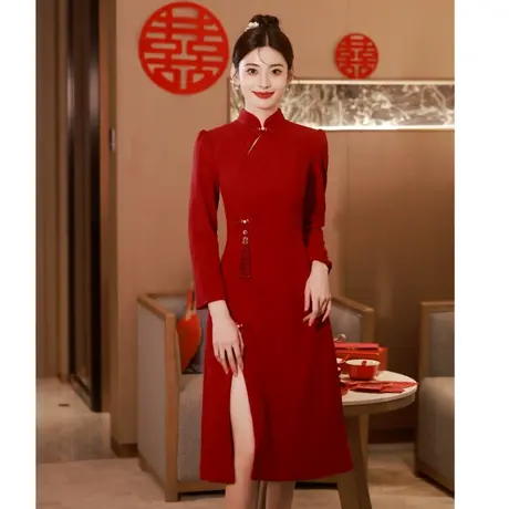 改良红色旗袍敬酒服2023新款冬季长袖开叉订婚礼服女小个子中长款商品大图