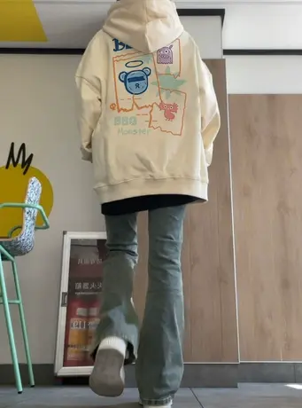 杏色连帽卫衣女春秋薄款小个子宽松港风chic高级感休闲外套上衣潮图片