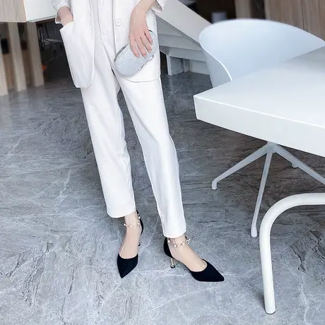 高跟鞋女2024年新款春季尖头细跟凉鞋性感职业水钻一字带中空单鞋图片