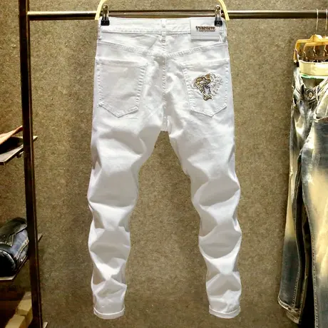 白色时尚百搭牛仔裤男修身潮牌小脚裤夏季轻奢高端图案刺绣裤子薄图片