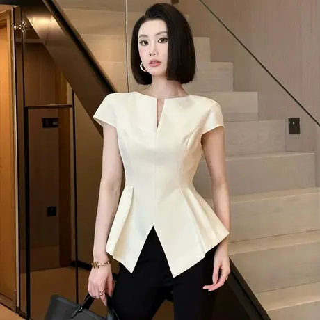 休闲百搭御姐风短袖t恤小衫2025新款显瘦收腰超好看漂亮上衣夏季图片