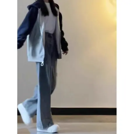 插肩袖连帽开衫卫衣女春秋薄款宽松慵懒风美式复古设计感拉链外套图片