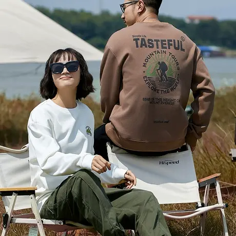 情侣休闲卫衣宽松圆领潮流百搭秋冬卫衣情侣款潮流印花复古卫衣图片