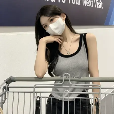 美式复古夏季小吊带背心t恤女款内搭小众设计感无袖甜酷上衣外穿图片