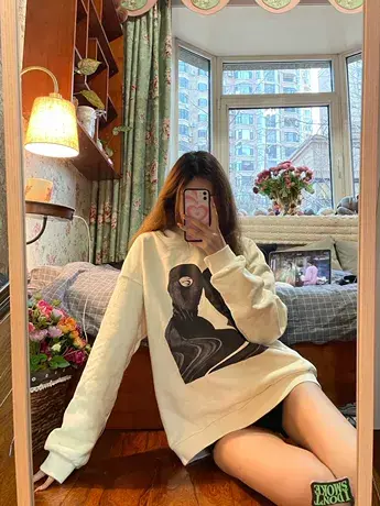 ins超火卫衣女春秋薄款大码宽松连帽美式复古hiphop潮牌外套上衣图片