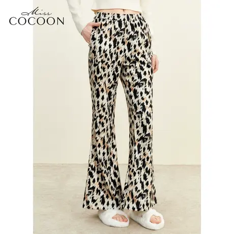 MISSCOCOON老钱风休闲裤2023冬装新款女装微弹印花复古喇叭裤商品大图