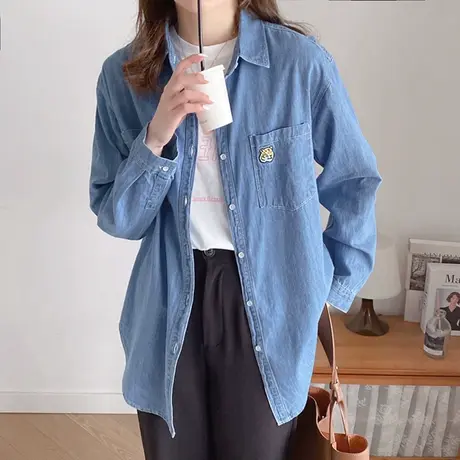 软牛仔刺绣翻领单排扣休闲复古长袖叠穿软纯棉宽松内搭牛仔衬衫女商品大图