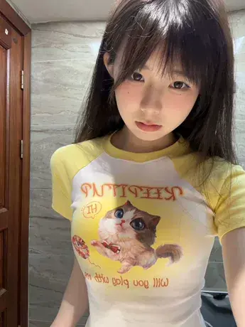 法式插肩短袖T恤女装夏季别致辣妹短款卡腰小衫设计感纯棉上衣ins图片